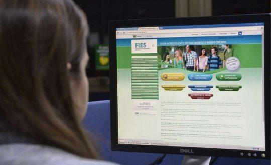 Mais de 85% já renovaram contratos do Fies; prazo termina quinta-feira