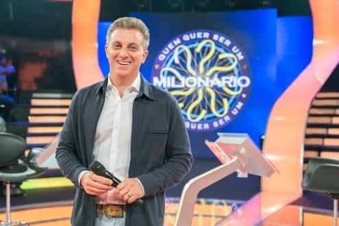 Segundo Mônica Bergamo, da "Folha de S.Paulo", o apresentador da Globo, no caso de candidatar-se à Presidência, cogitaria o mineiro para um ministério