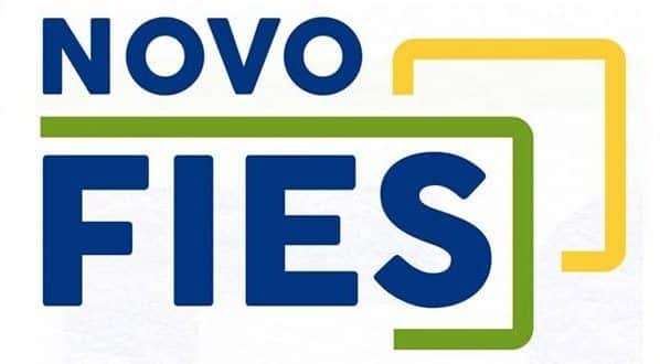 Temer sanciona nova lei do Fies com dois vetos