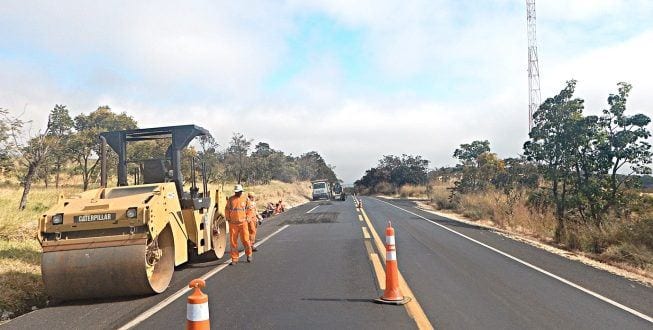 Intervenções em rodovias mineiras deixam tráfego em meia pista em diversos trechos