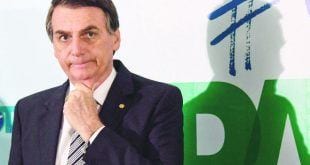 Barroso prevê que a candidatura Bolsonaro pode cair no colo de outra legenda