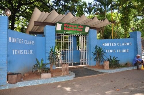 Montes Claros - Praça de Esportes de Montes Claros abandonada