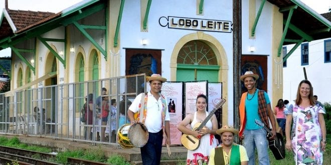 Biblioteca Cônego Luís Vieira da Silva na antiga estação ferroviária de Lobo Leite