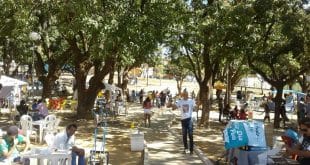 Montes Claros - Feira no Parque das Mangueiras