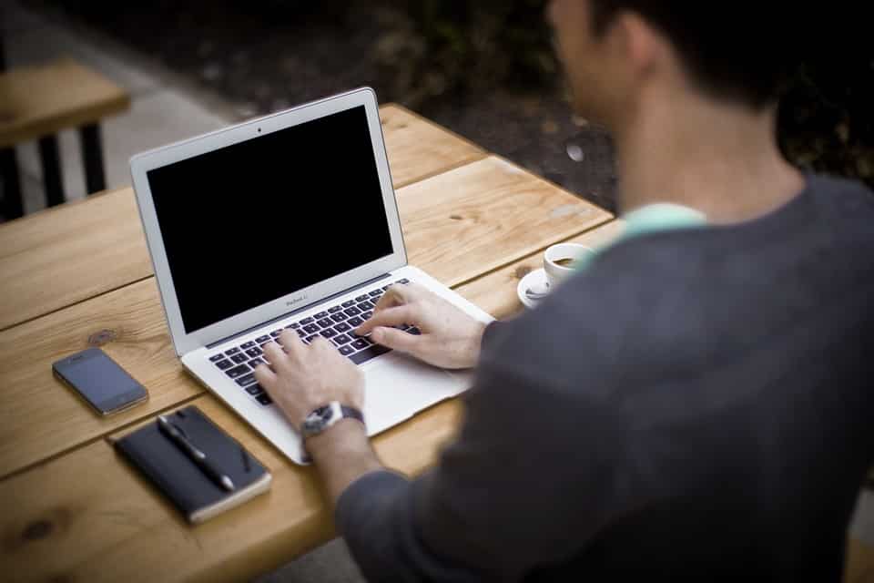 7 plataformas para estudar online e alavancar a carreira