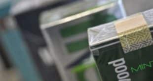 Segundo especialistas, aromas como mentol e cravo tornavam os cigarros mais atraentes aos jovens, possíveis futuros consumidores de tabaco