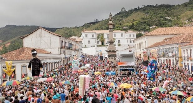 Fantasias dão vida às ladeiras de Ouro Preto