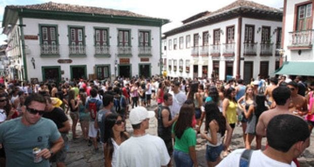 Uma outra atração importante que a cidade vai receber é o bloco Baianas Ozadas, já tradicional em Belo Horizonte