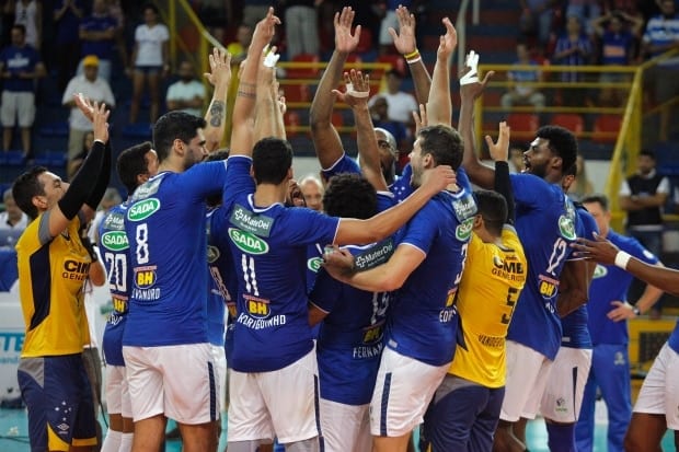 O Sada Cruzeiro inicia a briga pelo pentacampeonato da competição continental contra o Montes Claros.