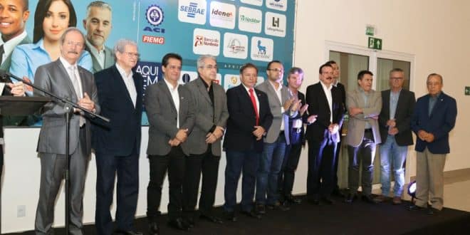 Autoridades e parceiros no lançamento da 23 Fenics - Foto: Solon Queiroz