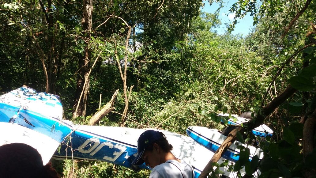 Aeronave da faz pouso de emergência no bairro São Geraldo II em Montes Claros
