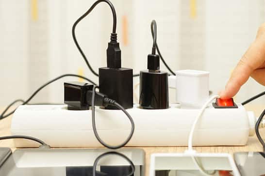 Cemig apresenta recomendações e cuidados para a utilização de dispositivos móveis