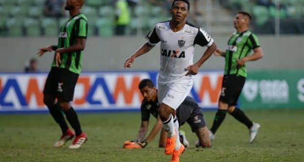 Em rápido contra-ataque, Elias marcou o segundo gol atleticano.