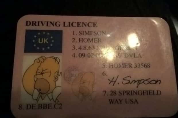Motorista dirigiu com informações do protagonista do seriado "Simpsons"