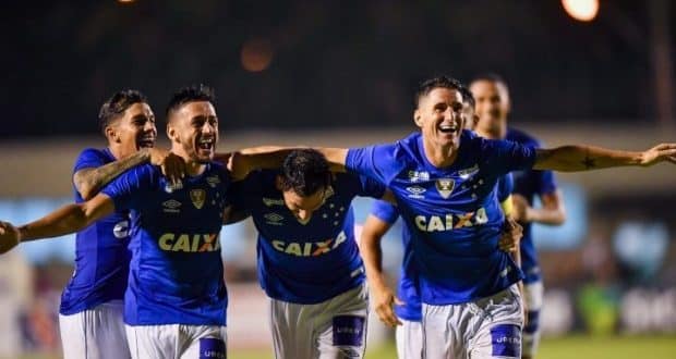 Cruzeiro derrotou o Tupi pela semifinal do Campeonato Mineiro