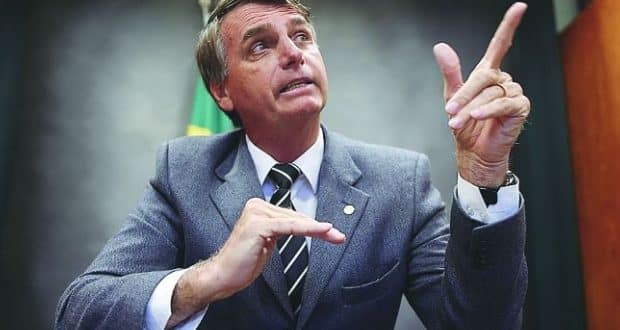Bolsonaro projeta criar a 'bancada da metralhadora'