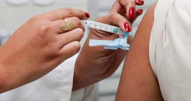 Vacina contra febre amarela é recomendada para todo Brasil
