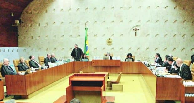 Sessão do STF ontem foi quente, teve bate-bocas entre ministros e precisou ser interrompida pela ministra Cármen Lúcia