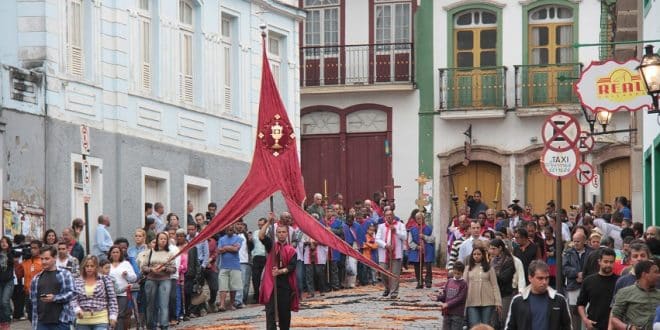 Procissão da Ressurreição - Ouro Preto/MG. Acervo Prefeitura de Ouro Preto/MG