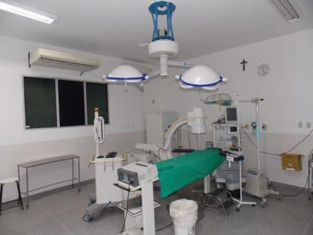 O Bloco, composto de oito salas de cirurgia, precisou ficar um mês interditado para recuperar a estrutura que teve seu telhado, parte elétrica, caixas d’água e piso danificados.