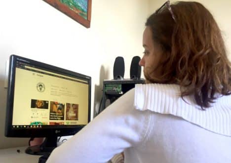 A acadêmica Eduarda Rodrigues de Almeida Porcino