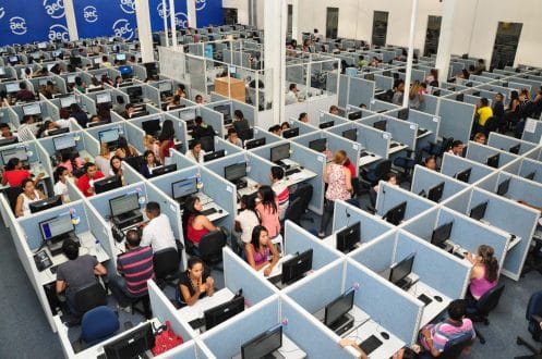 Empresa de telemarketing gera mais de 300 novos empregos em Montes Claros