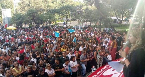 Categoria está em greve desde o dia 8 de março