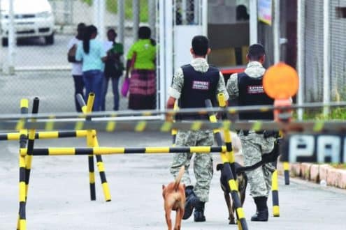 Celular custa até R$ 30 mil dentro da penitenciaria de máxima segurança "Nelson Hungria"