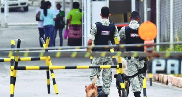 Celular custa até R$ 30 mil dentro da penitenciaria de máxima segurança "Nelson Hungria"