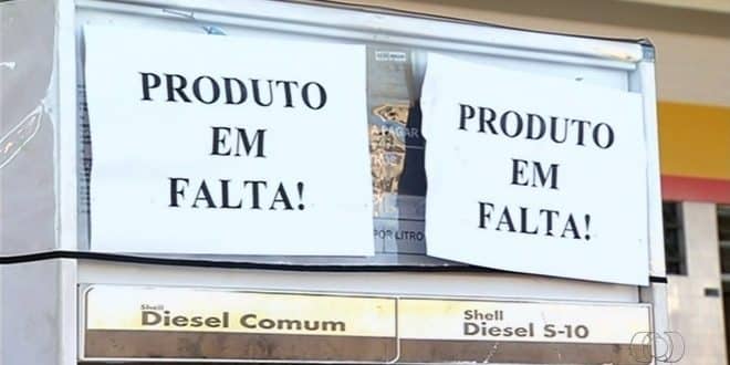 Três postos de combustíveis são abastecidos em Montes Claros