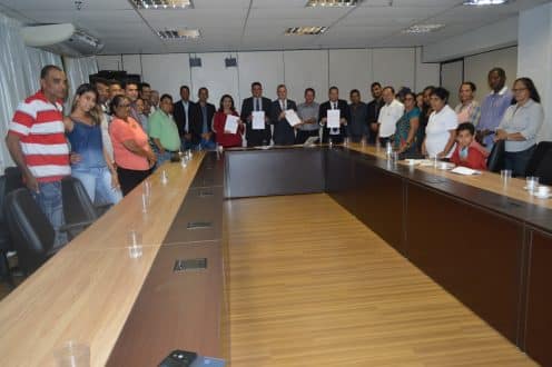 Levar o abastecimento de água aos assentamentos de Bocaiuva é garantir dignidade, diz o deputado federal Zé Silva.