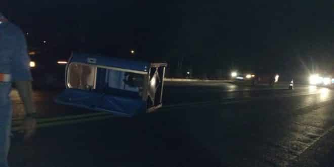 Motociclista morre após ser atingido por banheiro químico no Norte de Minas