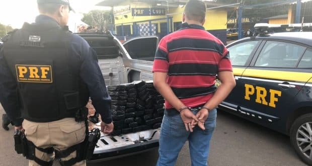 Motorista contou que pegou a droga na cidade de Capinópolis, no Triângulo Mineiro, mas não informou o local de entrega