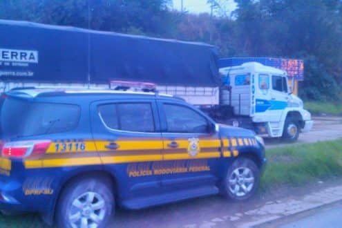 Segundo a Polícia Rodoviária Federal, maioria dos bloqueios é parcial