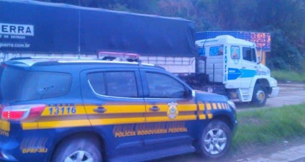 Segundo a Polícia Rodoviária Federal, maioria dos bloqueios é parcial