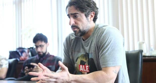 TV - Marcos Mion é o novo apresentador de 'A Fazenda'