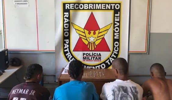 Quatro pessoas são presas por tráfico de drogas em Montes Claros