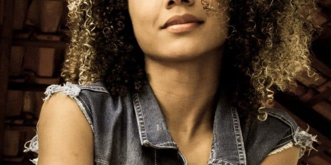 Núbia Istela