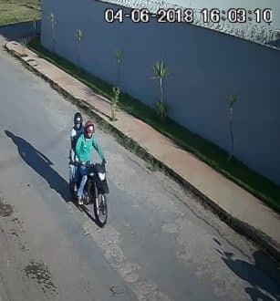 Bandidos são procurados pela Polícia após cometerem assalto no bairro Interlagos