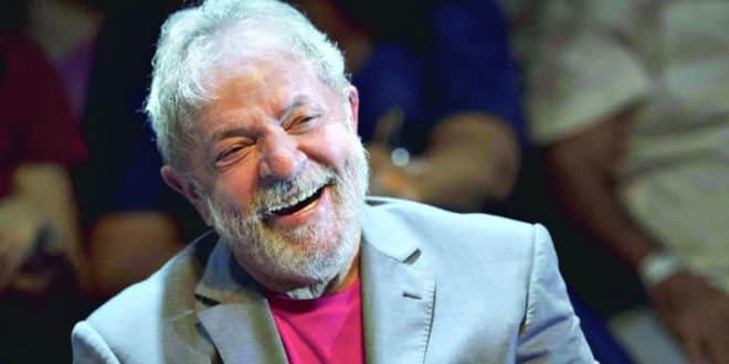 Lula dará pitacos sobre o mundial no programa de Zé Trajano