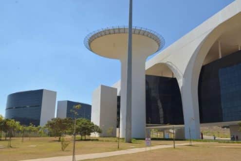 De acordo com a Secretaria de Estado de Fazenda, todos os servidores receberam tanto a segunda parcela quanto o complemento da primeira