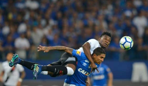 Em jogo muito brigado, Cruzeiro e Vasco ficaram no 1 a 1, em pleno Mineirão