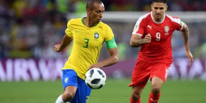 Thiago Silva e Miranda tiveram destaques na partida de quarta-feira e ficam em alta para as oitavas