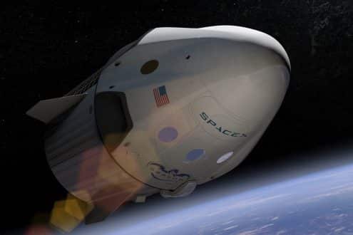 SpaceX adia plano de enviar turistas à órbita da Lua