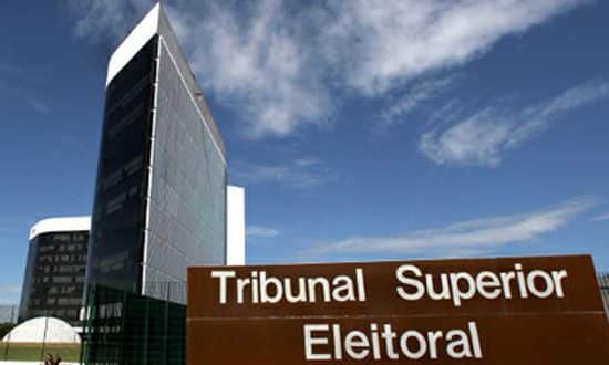 TSE - Procuradoria eleitoral defende cassação de políticos que furam teto de gastos