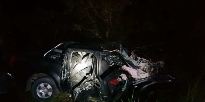 Já em março, um acidente na mesma rodovia deixou três pessoas mortas e ao menos quatro feridas após um carro de passeio ser atingido por uma carreta carregada de bobinas de aço.