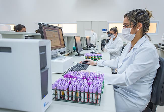 Laboratórios de Análises Clínicas em Montes Claros suspendem atendimentos aos conveniados do IPSEMG - Foto: Ilustrativa