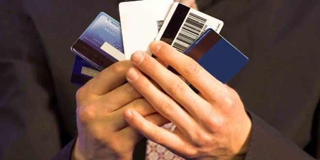 Dívida caduca em 5 anos? Posso solicitar um cartão de crédito depois?