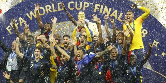 Com conquista do bi da Copa, França se iguala à Argentina e ao Uruguai