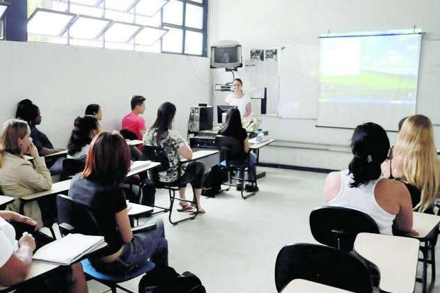 Estudantes da Utramig reclamam da falta de repasse dos recursos